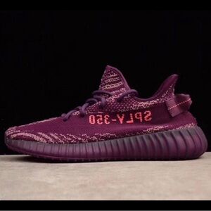 Yeezy Boost 350 V2 “Red Night” size 6